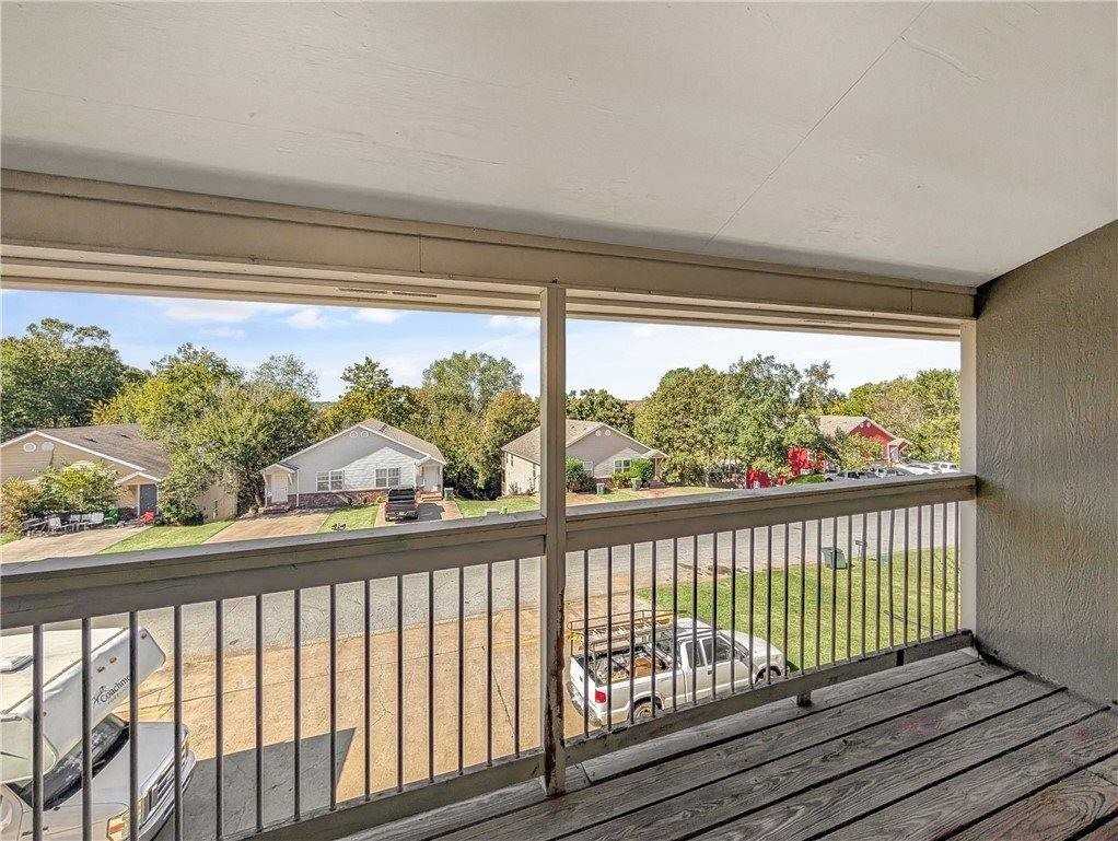 2456 N Brophy Cir #2 - Photo 3 of 3