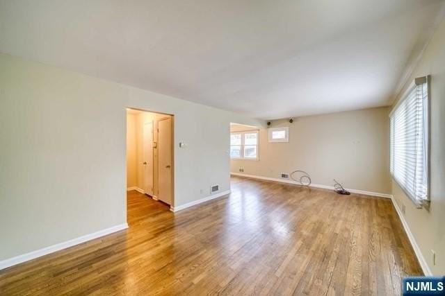 111 6th St - Photo 3 of 15