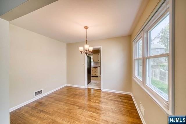 111 6th St - Photo 4 of 15