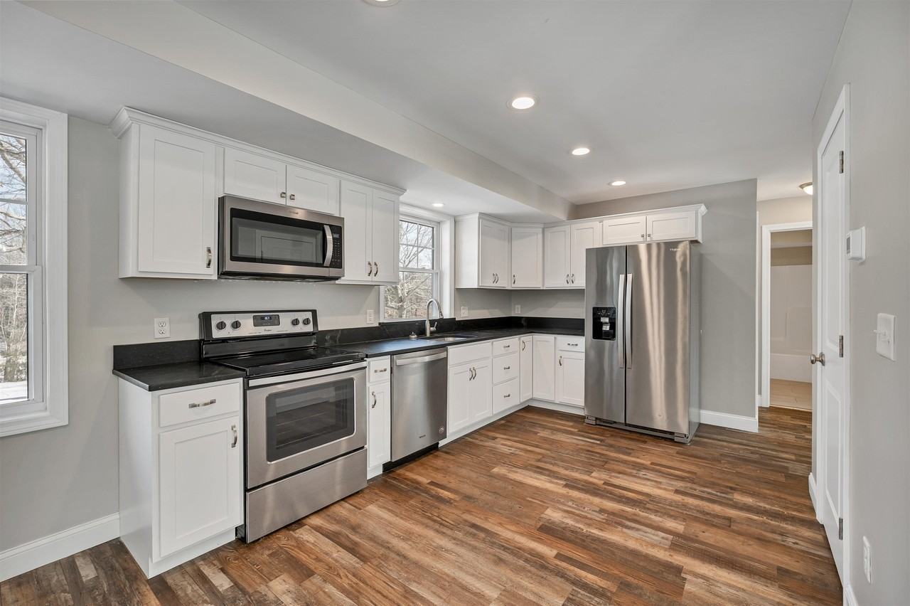 259 Stage Rd #4 - Photo 3 of 36