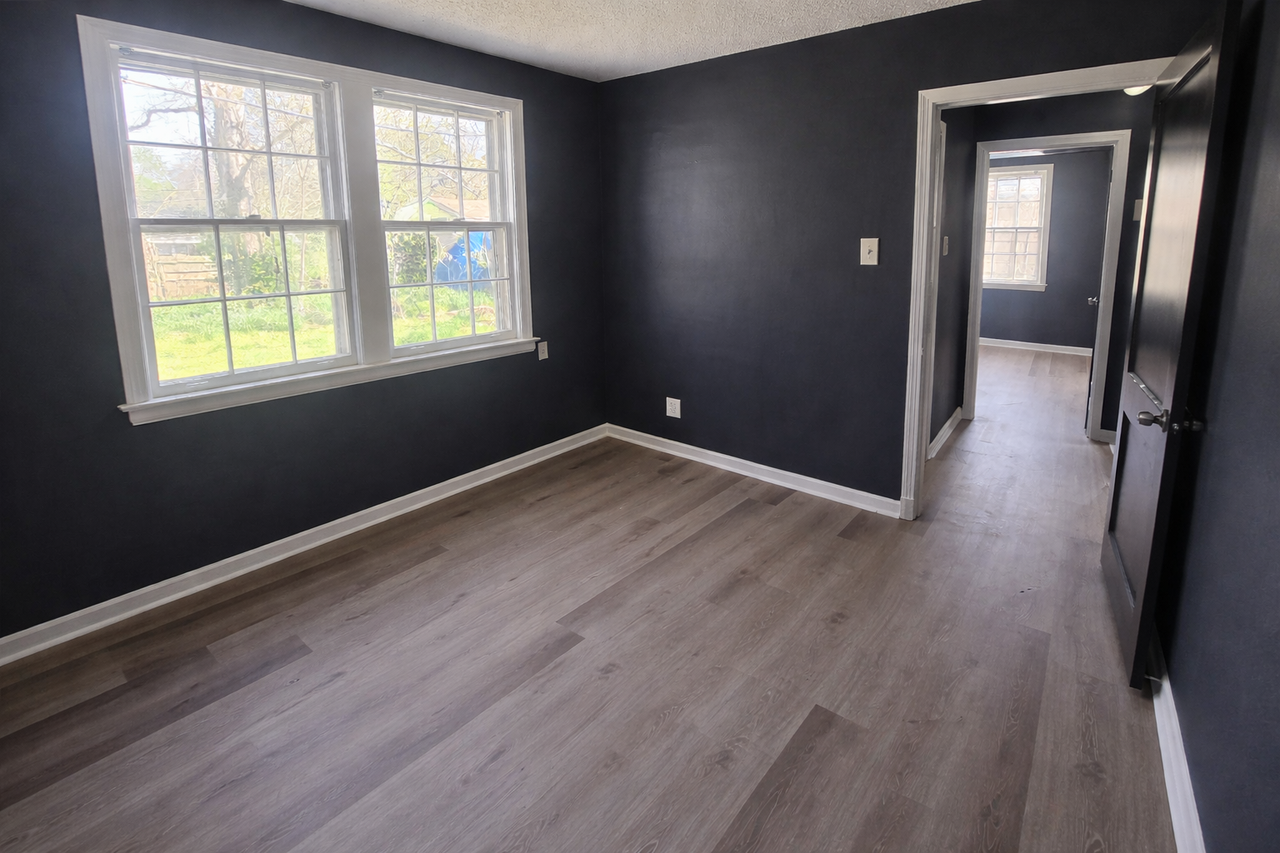 1205 Bradbury Cv #1 - Photo 3 of 12