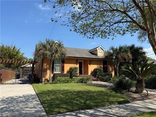 5141 Chamberlain Dr - Photo 3 of 25