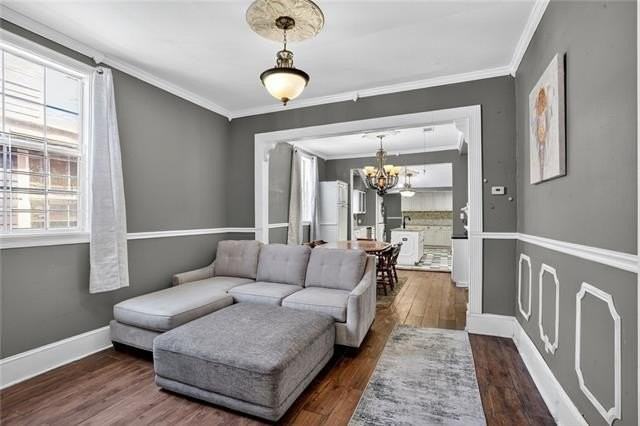 1119 Marigny St - Photo 7 of 24