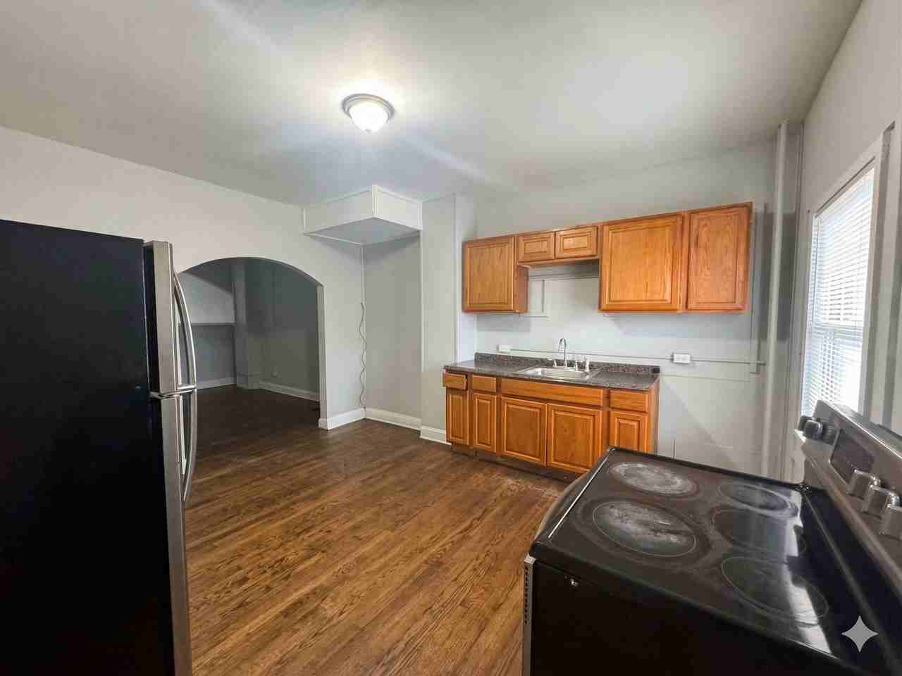 N Potomac St - Photo 4 of 7