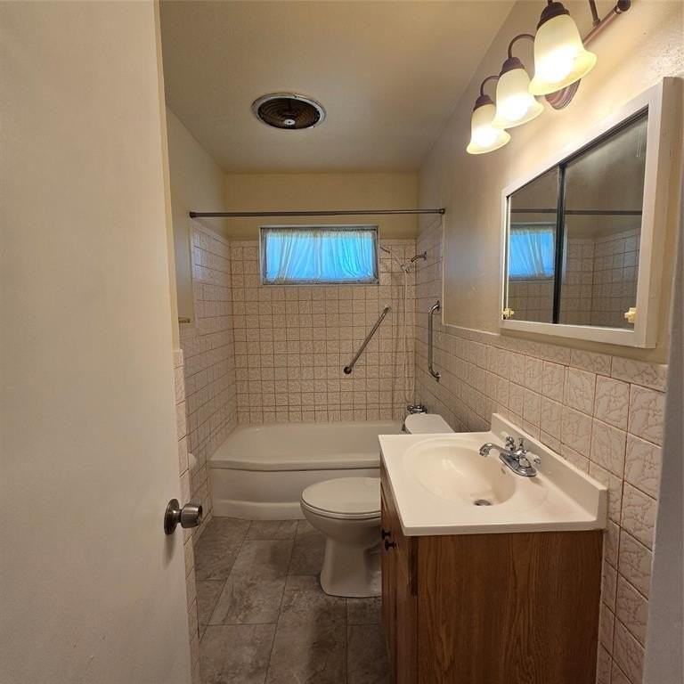 7215 Wilcox Dr - Photo 6 of 11