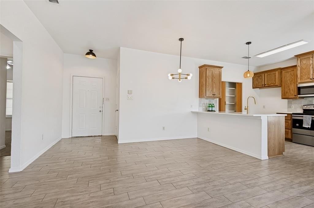 3503 Hudson Dr - Photo 6 of 12