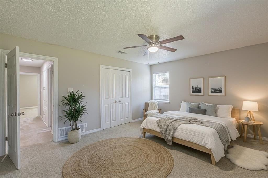 311 Hedgerow Ln - Photo 7 of 18