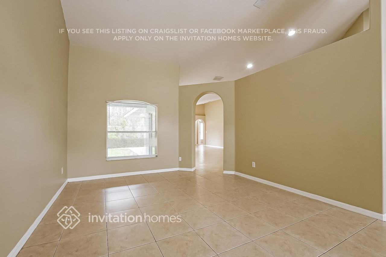 1741 Mohave Ct - Photo 3 of 17
