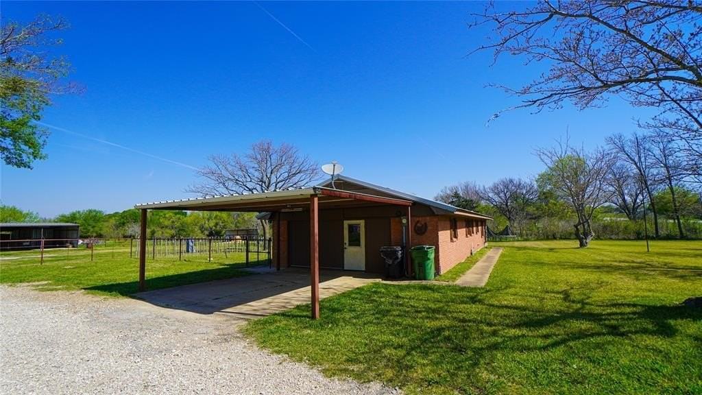 19761 N State Highway 34 - Photo 5 of 40