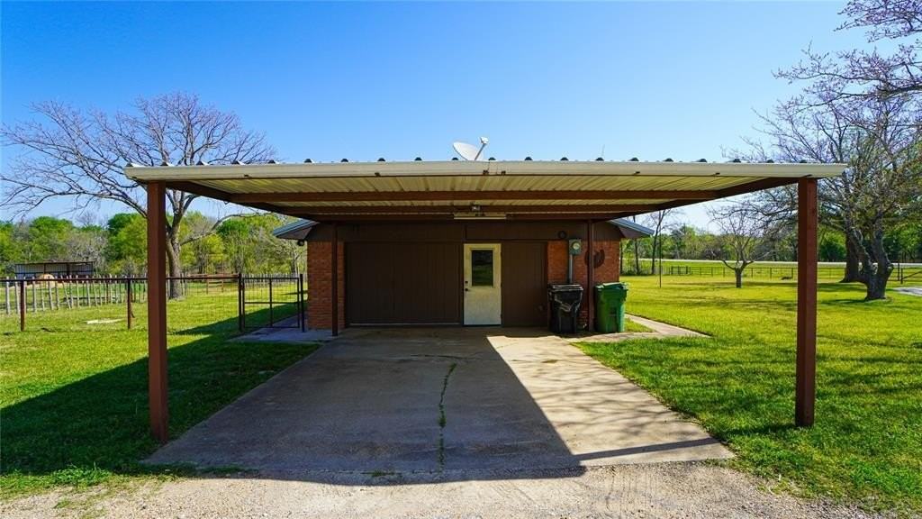 19761 N State Highway 34 - Photo 6 of 40