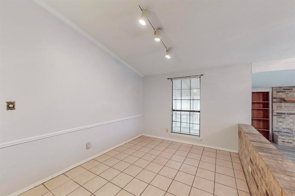 3308 Clovermeadow Dr - Photo 5 of 14