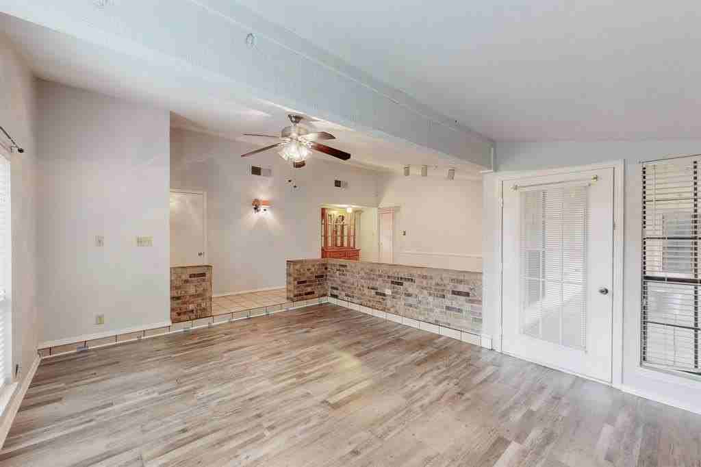 3308 Clovermeadow Dr - Photo 7 of 14