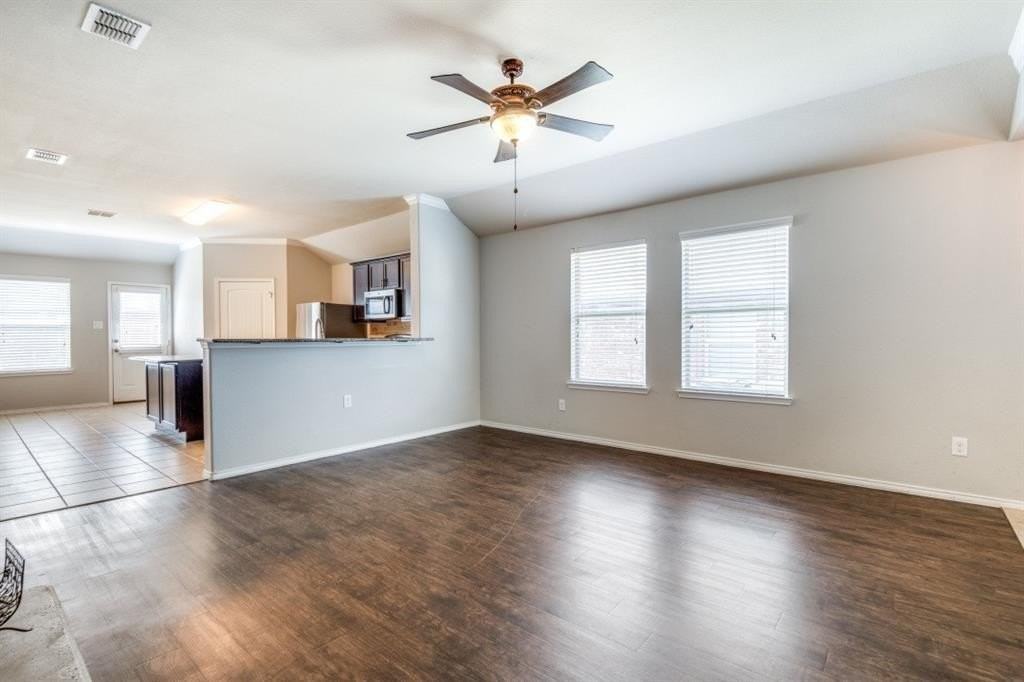 4309 Coney Island Dr - Photo 5 of 19