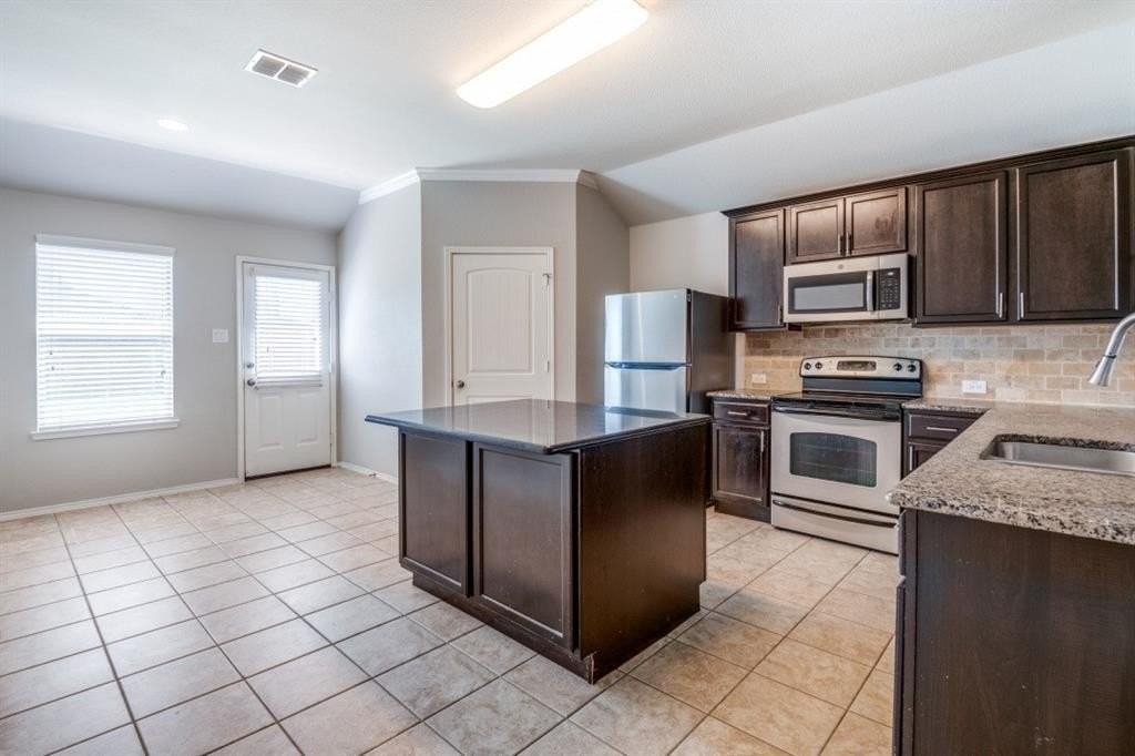 4309 Coney Island Dr - Photo 7 of 19