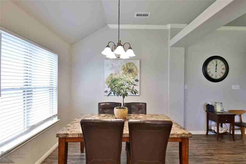 144 Carriage Hills Pkwy - Photo 6 of 31