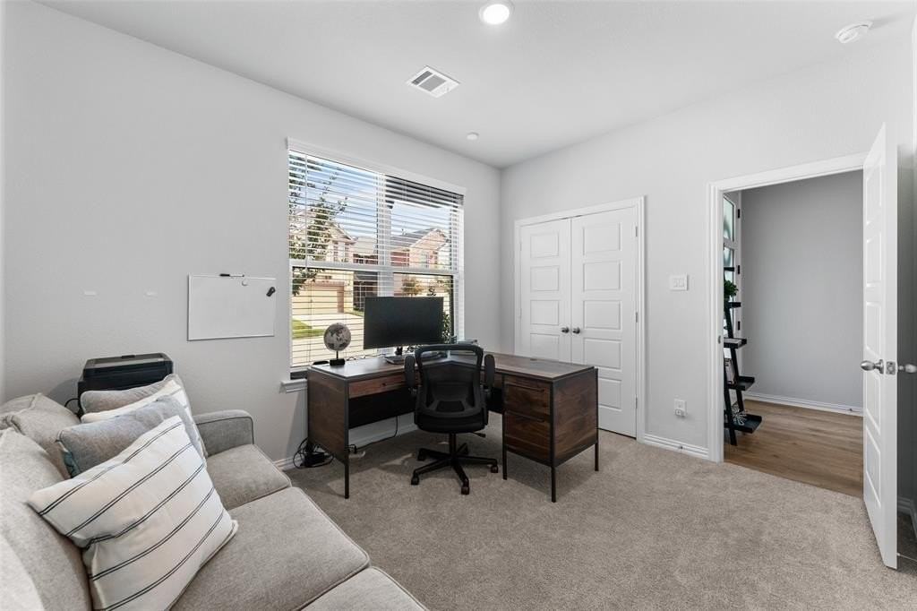 7541 Sheboygan Ave - Photo 5 of 39