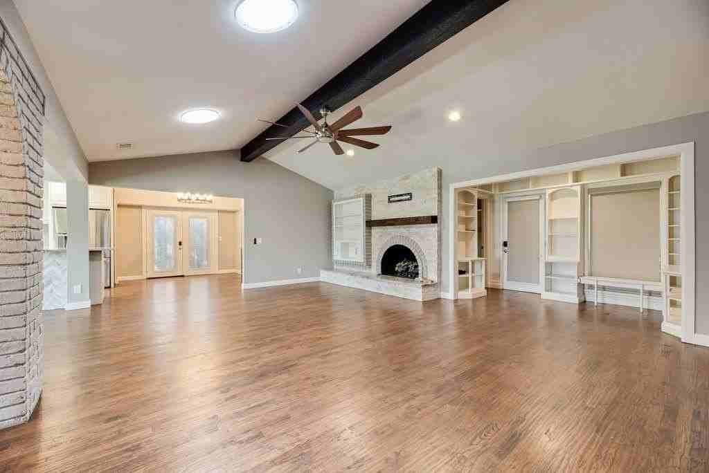 2005 Papeete Dr - Photo 5 of 18