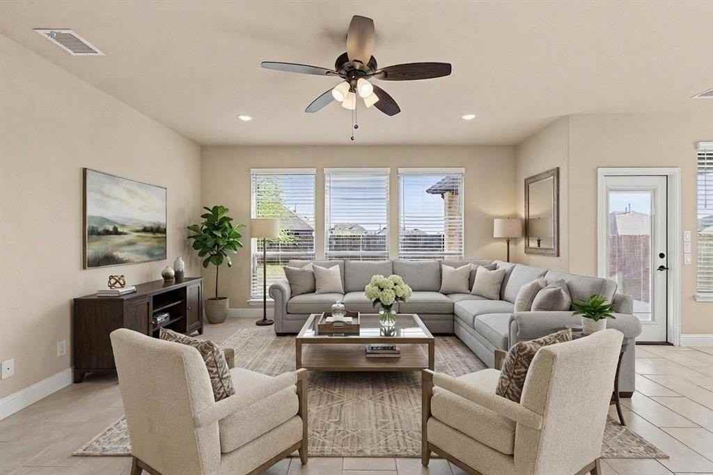 1012 Granger Dr - Photo 6 of 40