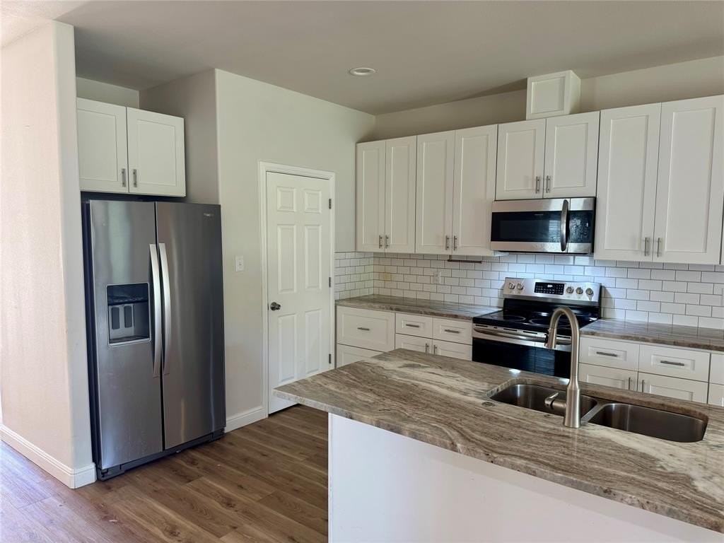 2817 Steepleridge Cir - Photo 2 of 15