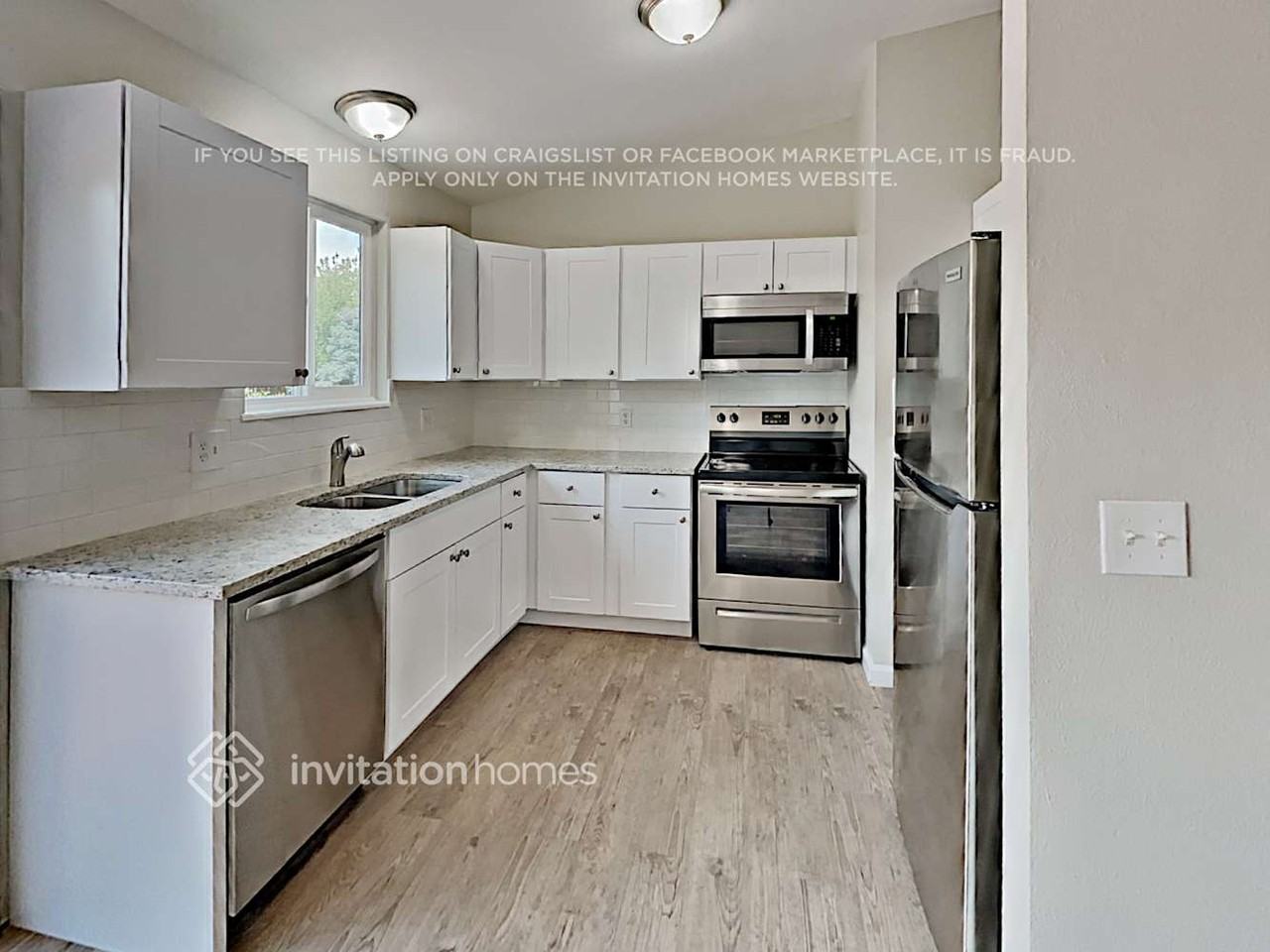 3761 S Pitkin Ct - Photo 7 of 16