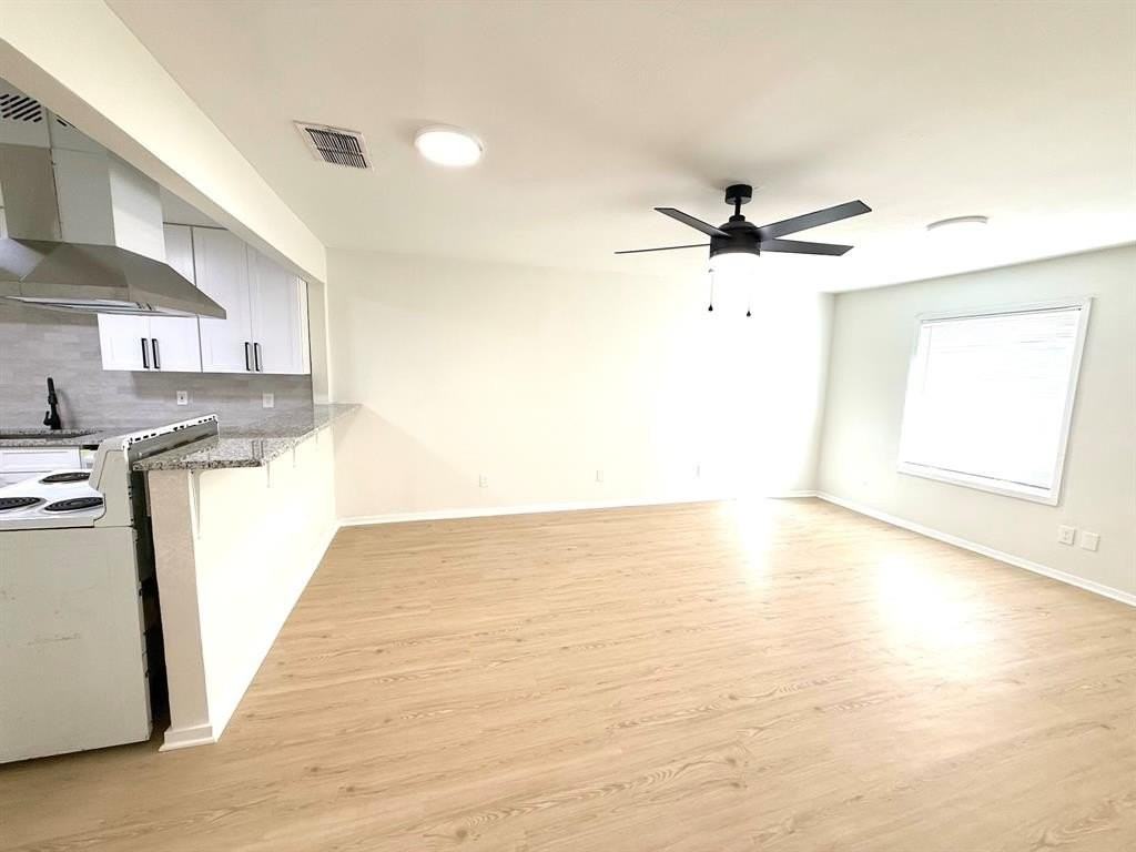 1401 Arvel Cir - Photo 5 of 23