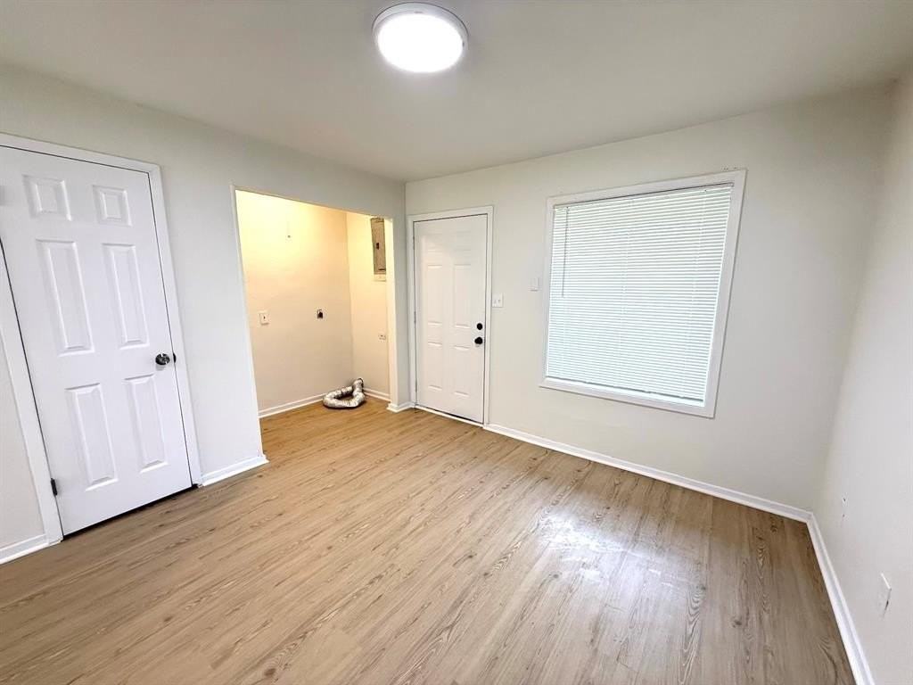 1401 Arvel Cir - Photo 7 of 23