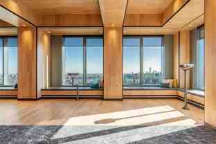 605 Pavonia Ave - Photo 1 of 1