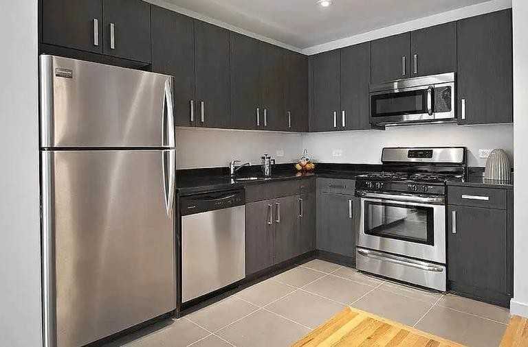 537 W 27th St - Photo 2 of 10