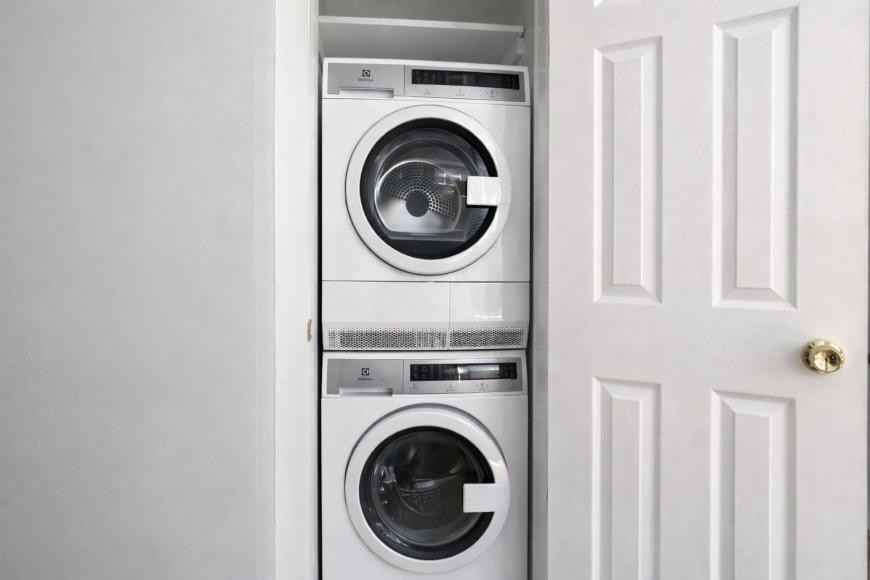 87 Post Ave - Photo 7 of 8