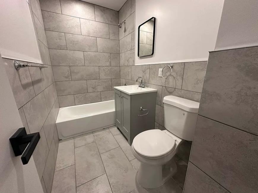 680 Courtlandt Ave - Photo 7 of 8