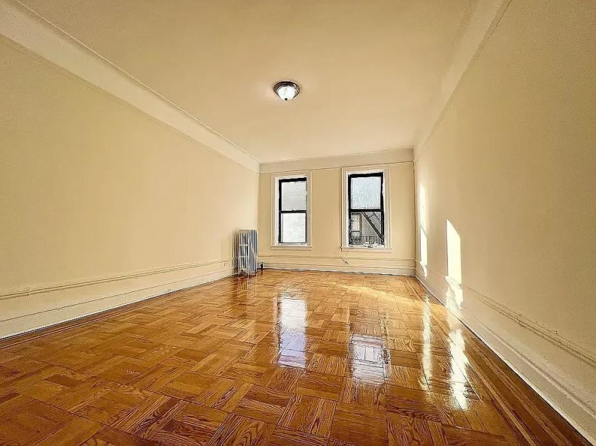 1515 Grand Concourse - Photo 2 of 6