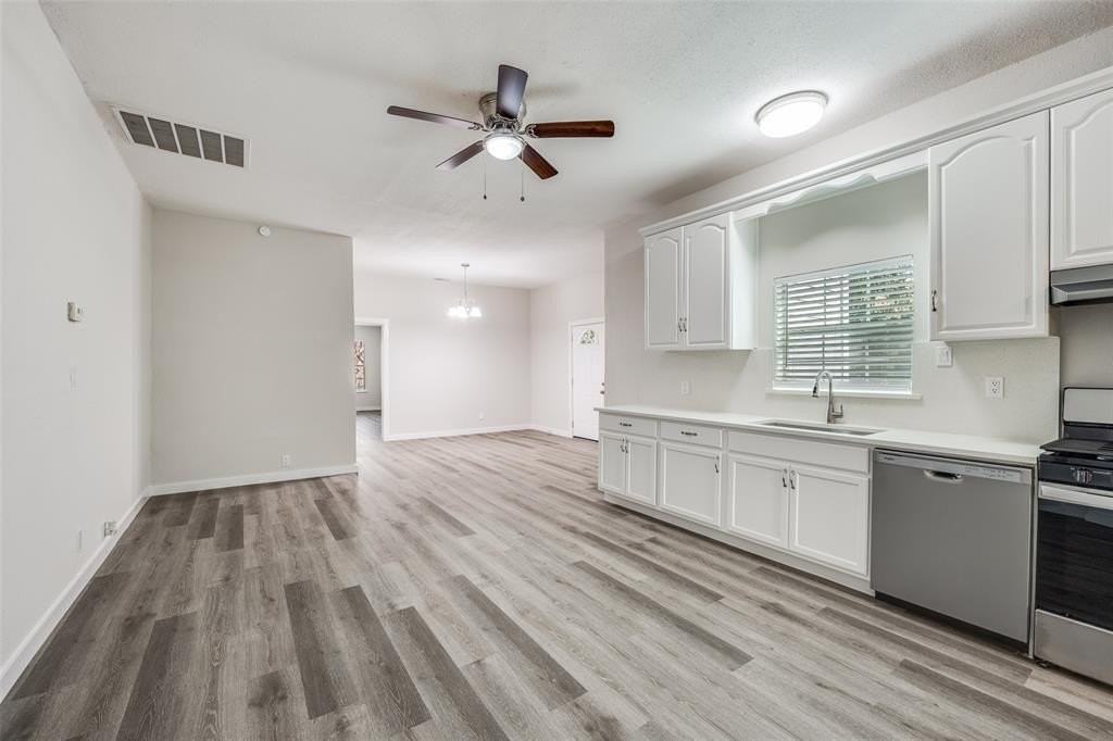 5416 E Side Ave #LEFT - Photo 5 of 12