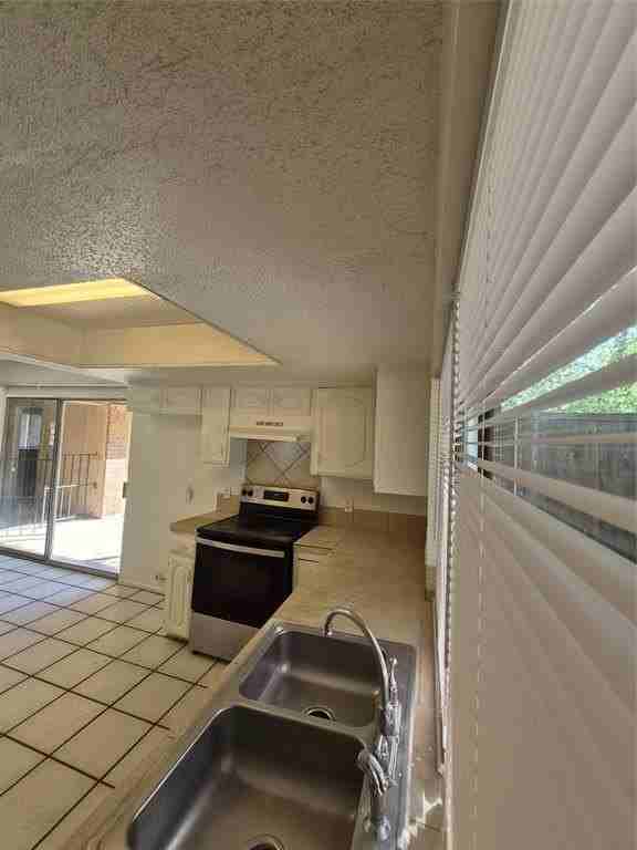 1912 Forestdale Dr - Photo 7 of 20