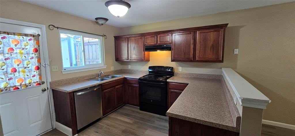 923 Westover Dr - Photo 6 of 18