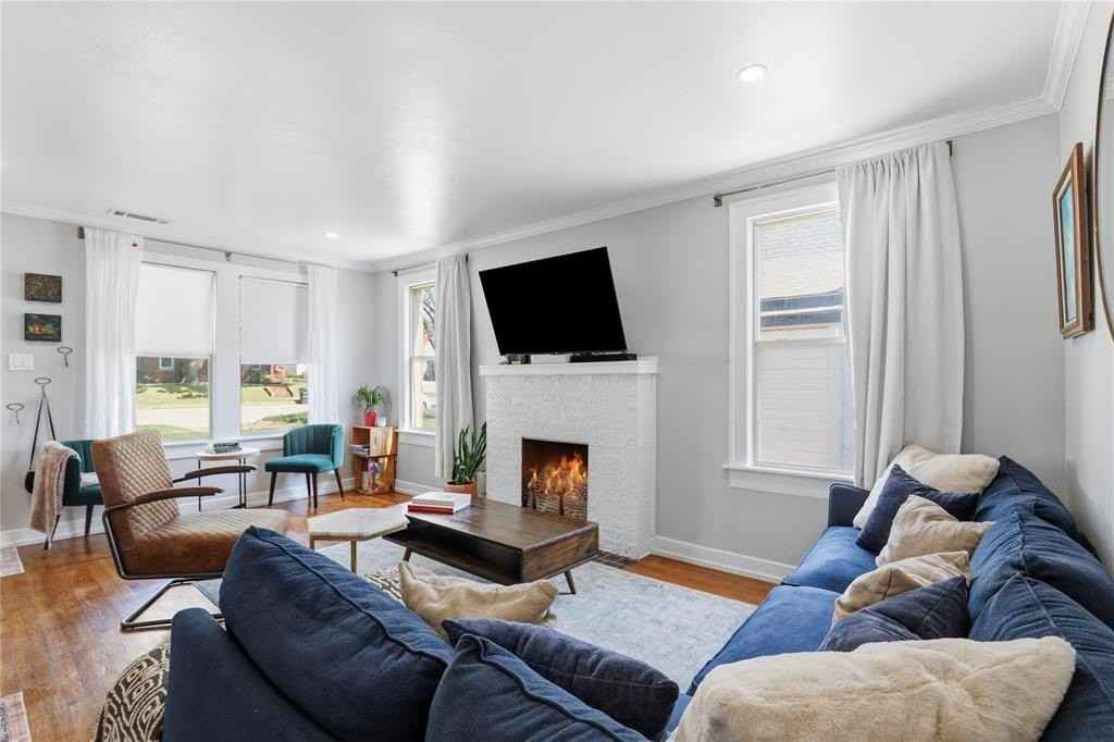 4121 Pershing Ave - Photo 6 of 20