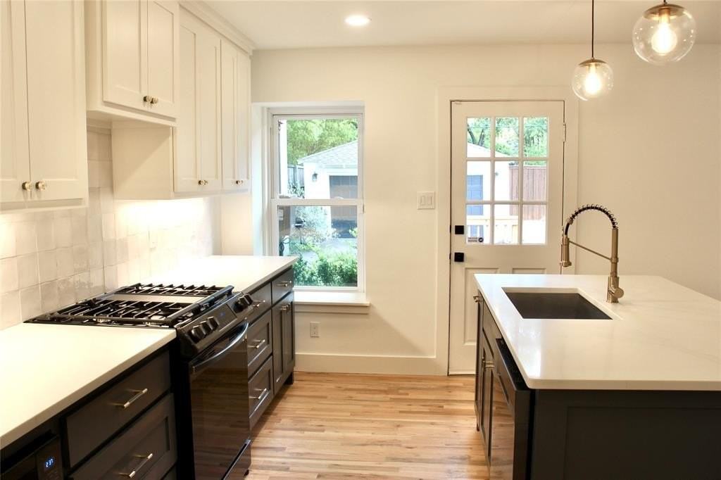 6335 Monticello Ave - Photo 7 of 18