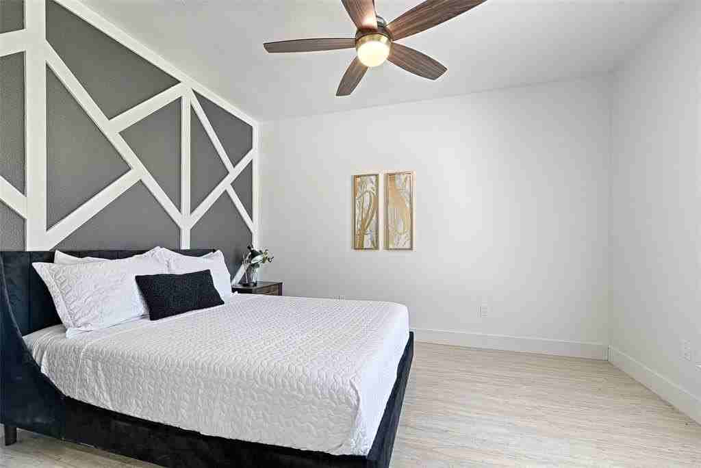 3319 Wake St - Photo 3 of 38