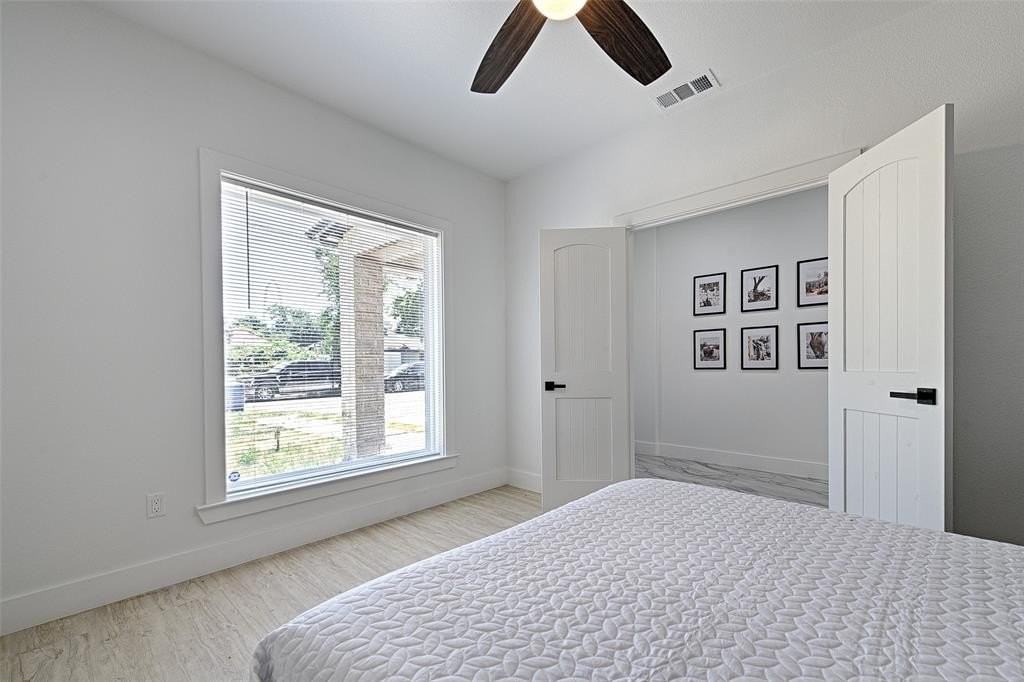 3319 Wake St - Photo 4 of 38