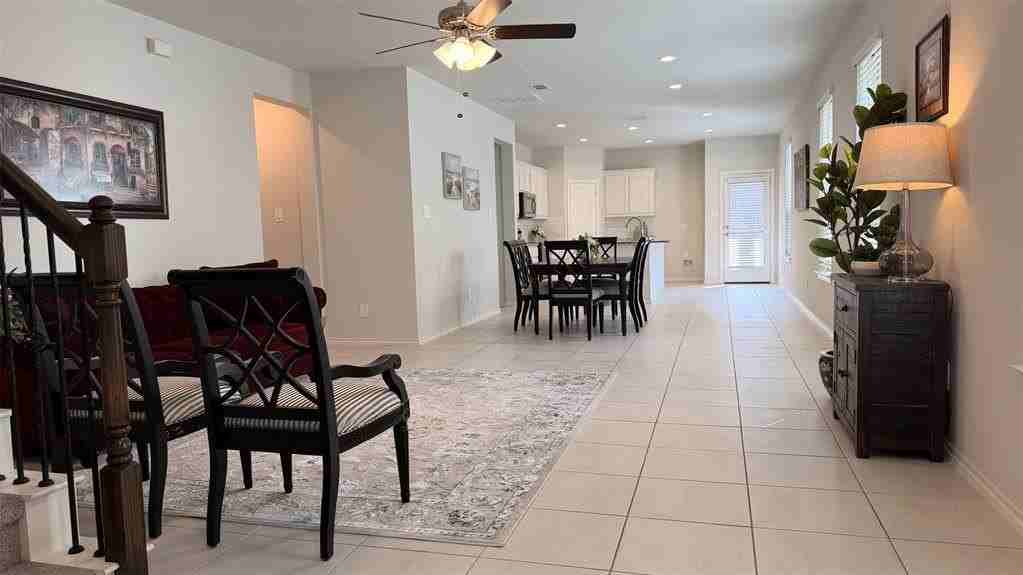 3225 Sedge Grass Dr - Photo 4 of 33