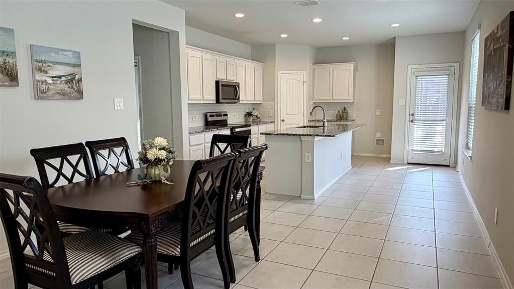 3225 Sedge Grass Dr - Photo 5 of 33