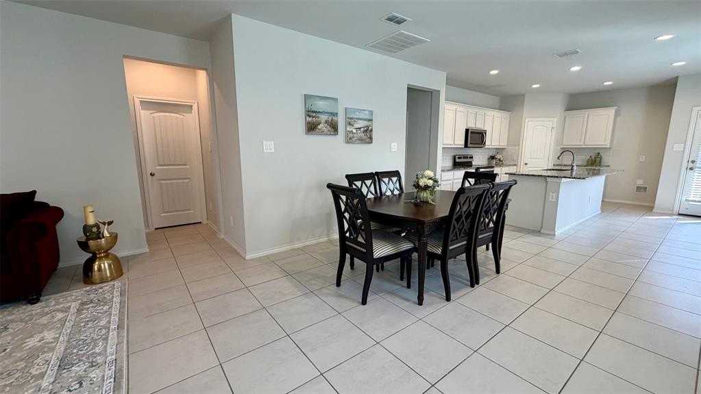 3225 Sedge Grass Dr - Photo 7 of 33