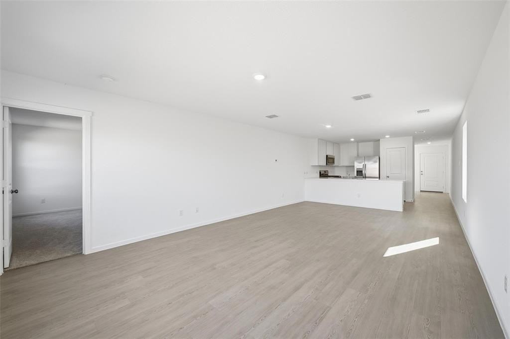 1613 Elliott Rd - Photo 3 of 19