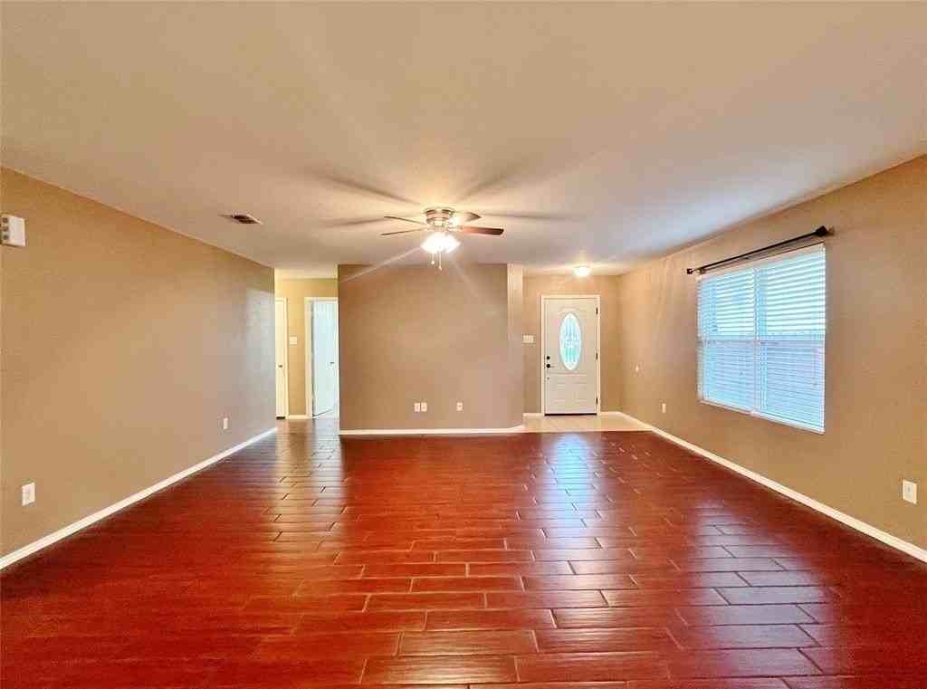 9925 Amaryllis Ln - Photo 2 of 20