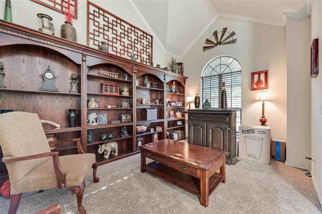 7578 Seawood Dr - Photo 5 of 31