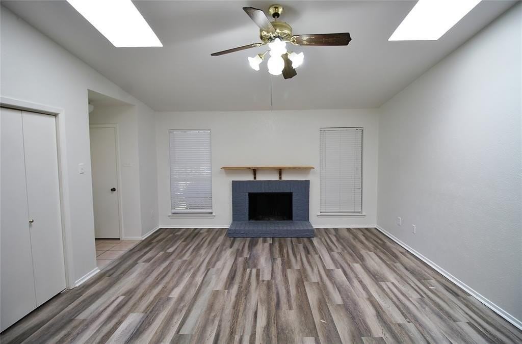 1406 Butterfield Dr - Photo 2 of 18