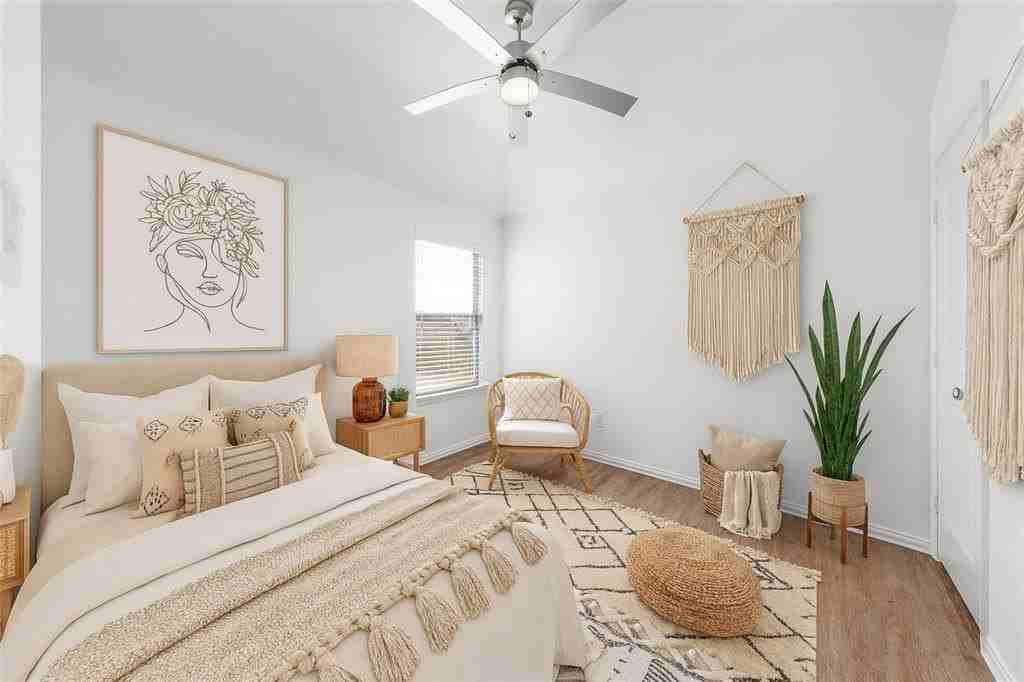 207 Still Glen Dr - Photo 6 of 19