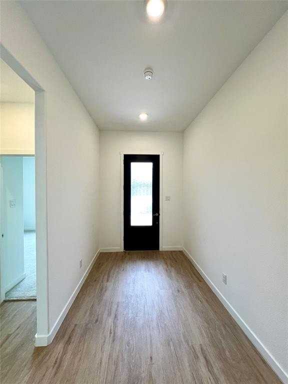 130 Starfall Dr - Photo 3 of 26