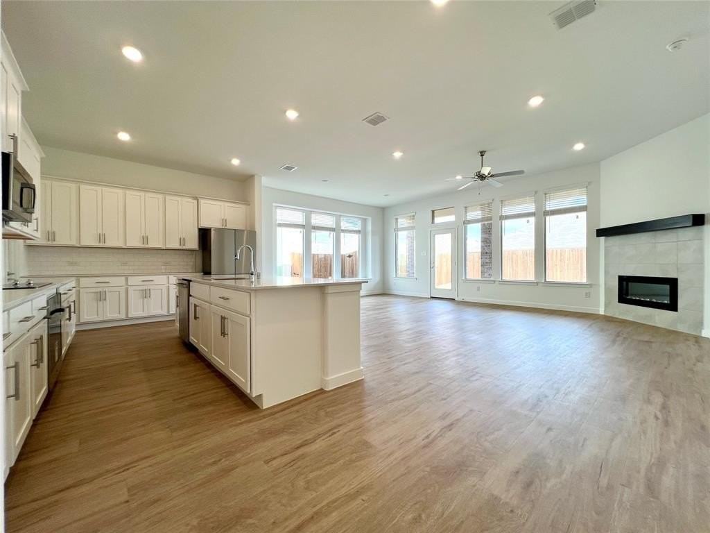 130 Starfall Dr - Photo 5 of 26