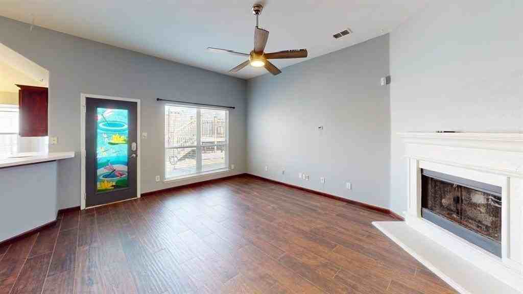 9212 Bedford Ln - Photo 7 of 20