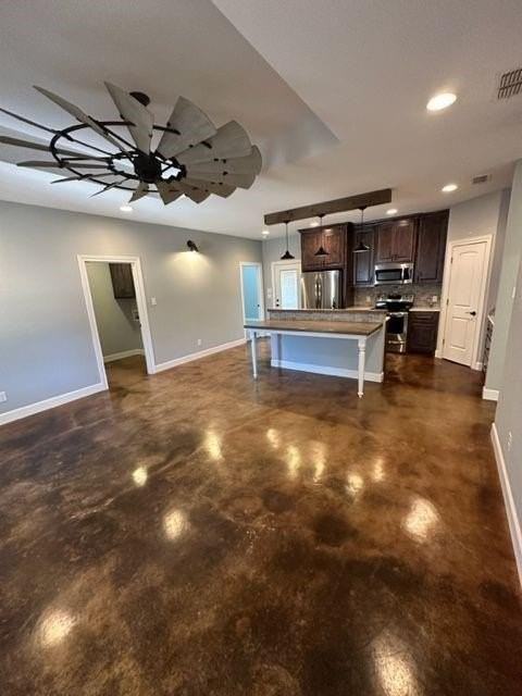 1002 Kelley Ln - Photo 2 of 19